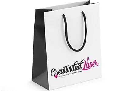 Bolsa blanca con marca · Fotografía 2