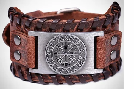 Pulsera ancha con placa · Fotografía 1