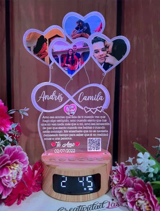 Lámpara LED Corazones e infinito con fotos · Fotografía 2