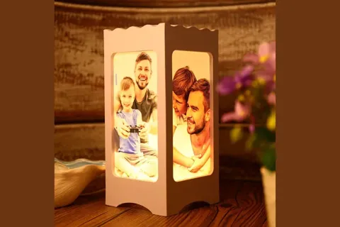Lámpara linterna personalizada de cuatro imágenes · Fotografía 2