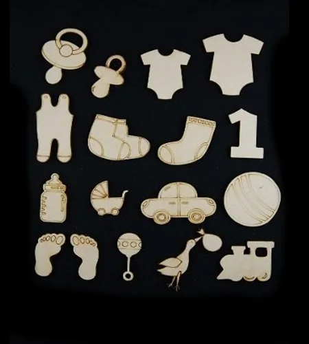 Recuerdo Figuras de bebé caladas en madera