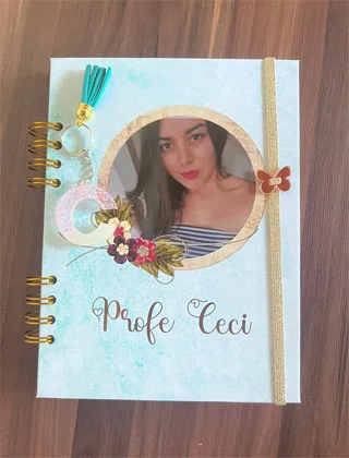 Agenda con fotografía para maestra · Fotografía 1