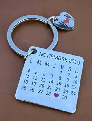 Llavero Calendario grabado · Fotografía 1